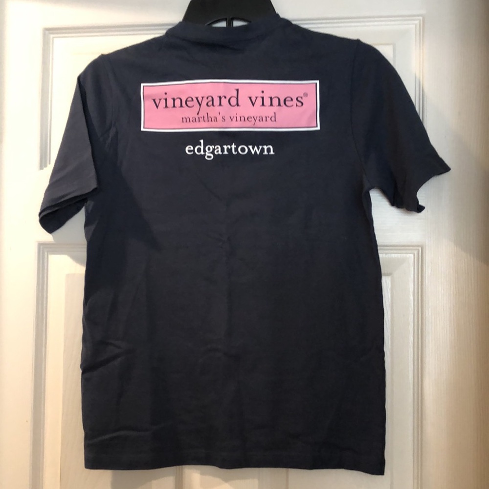 Nwt Martha’s Vineyard Vineyard Vines shirt bought from store in Edgartown